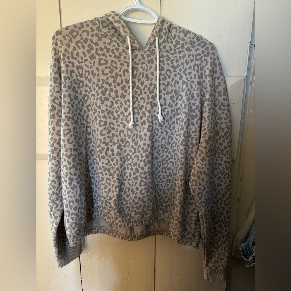 American Eagle Outfitters Tan Leopard Hoodie